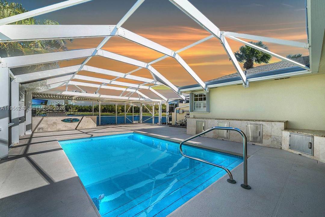 Welcome to your South Florida retreat in the desirable Greenbrier community of Jupiter !