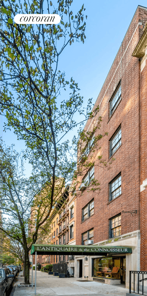 36 East 73rd Street New York, NY 10021 is a landmark townhouse that was first built in 1887 and later reconfigured in 1910 with the present neoclassical limestone and brick ...