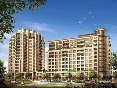 Fontana Luxury Condo ! 2 Split Bedroom.