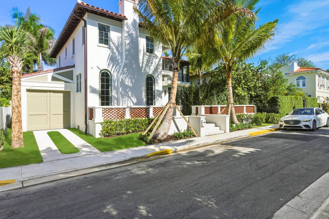 Unique Opportunity... the Best Deal In Town !