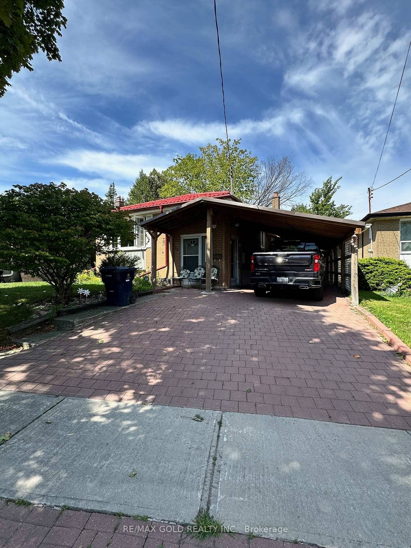 Spacious and well maintained home in a quiet, family friendly neighbourhood of Scarborough.