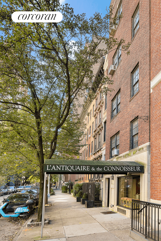 36 East 73rd Street New York, NY 10021 is a landmark townhouse that was first built in 1887 and later reconfigured in 1910 with the present neoclassical limestone and brick ...