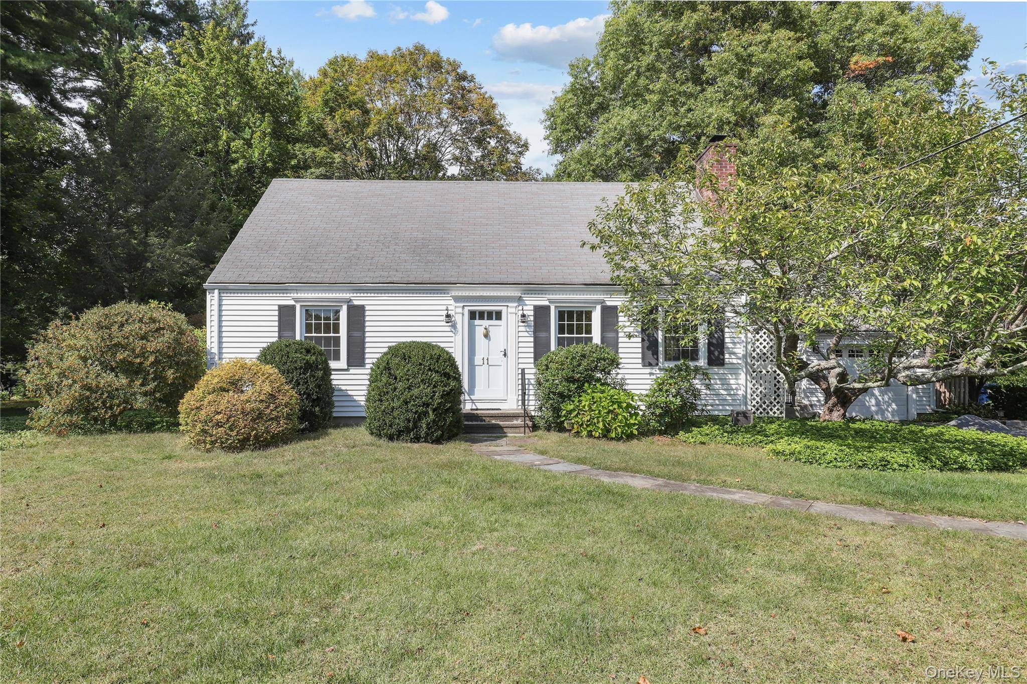 Welcome to this sweet 4 bedroom Cape in the highly sought after neighborhood of The Farms !