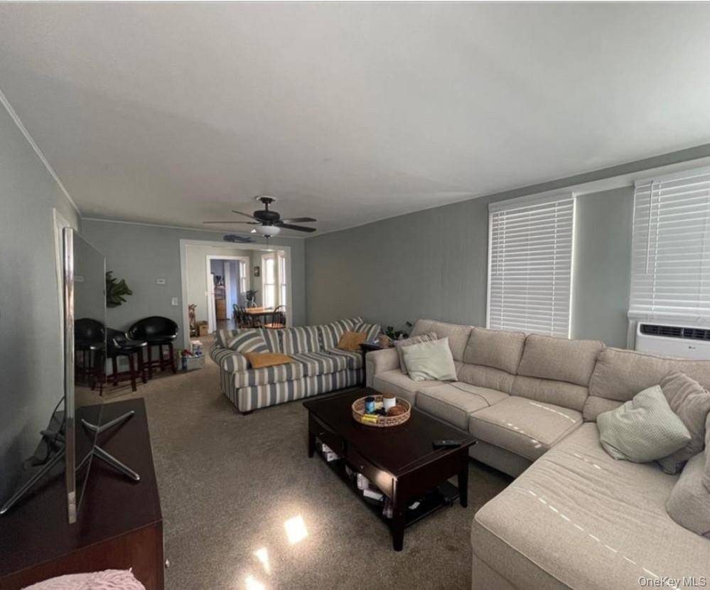 Walk to the beach ! ! This comfortable three bedroom has ample space !