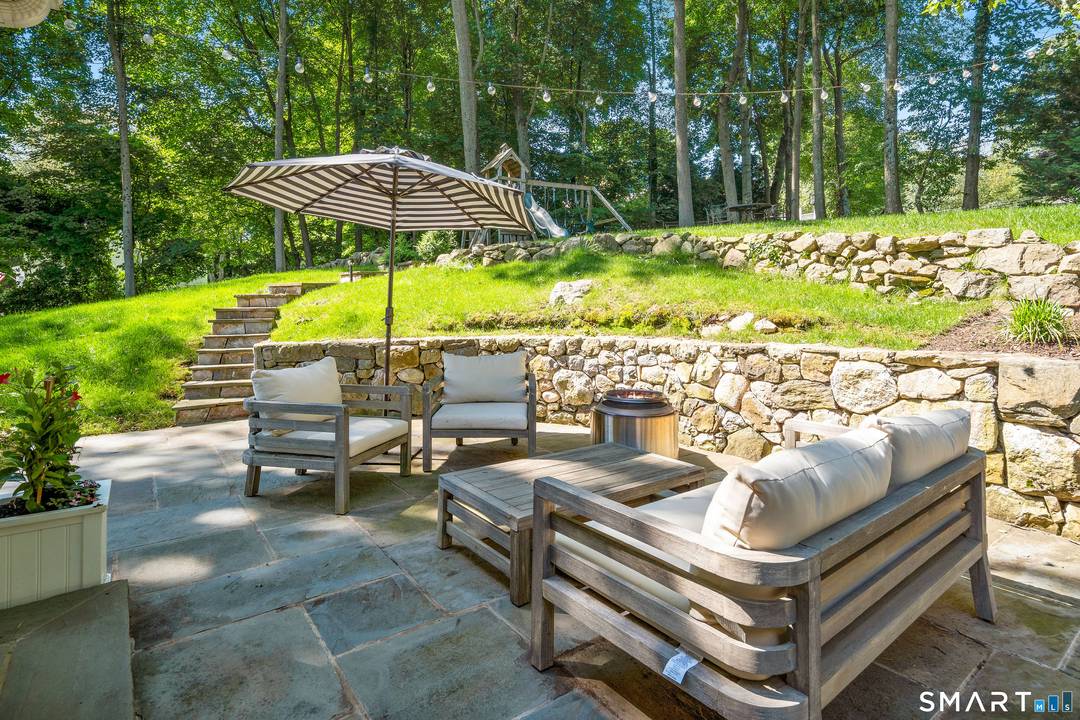 Welcome to 171 Raymond Street a beautifully updated 3 bedroom home offering the perfect blend of comfort, style, and convenience.