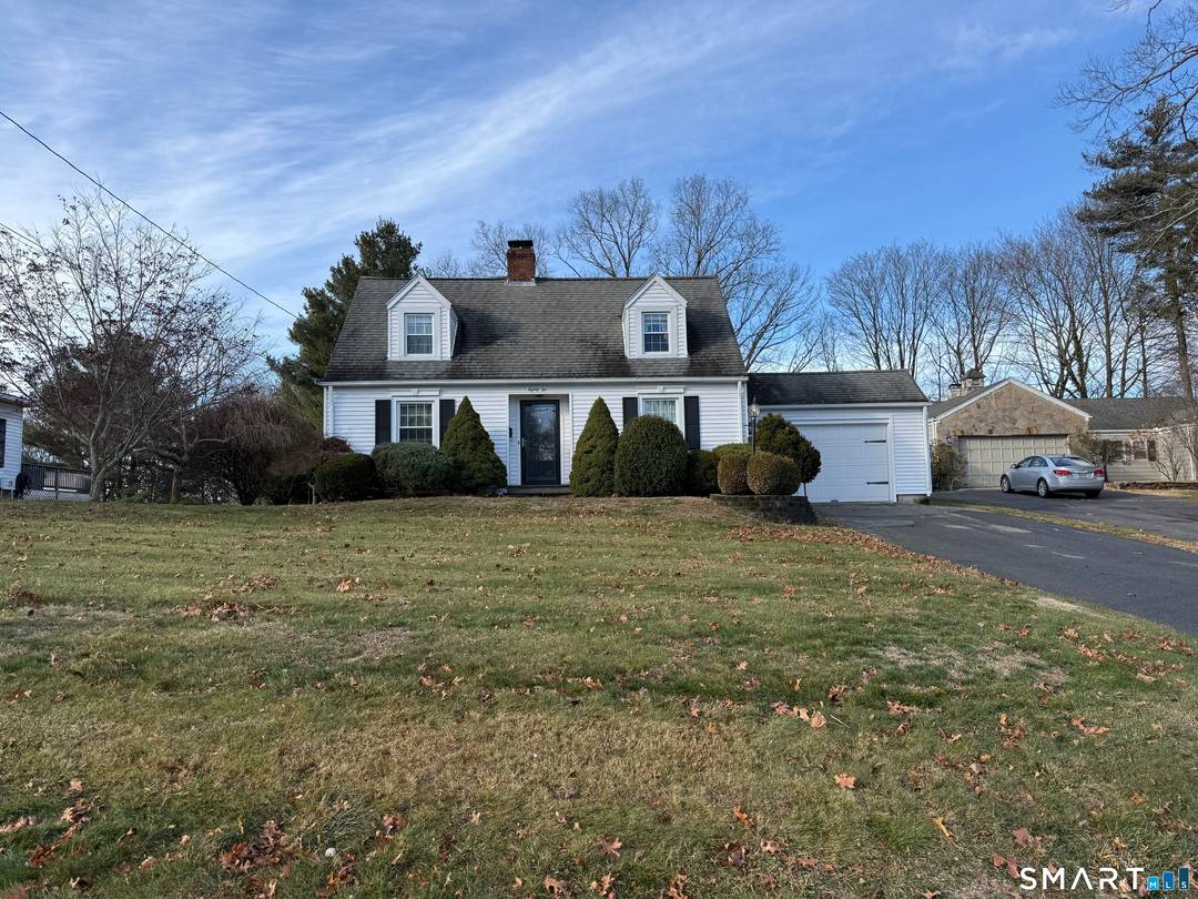 If you were looking for an absolutely prime location on a dead end road just minutes from the vibrant Main Street in Southington, look no further !