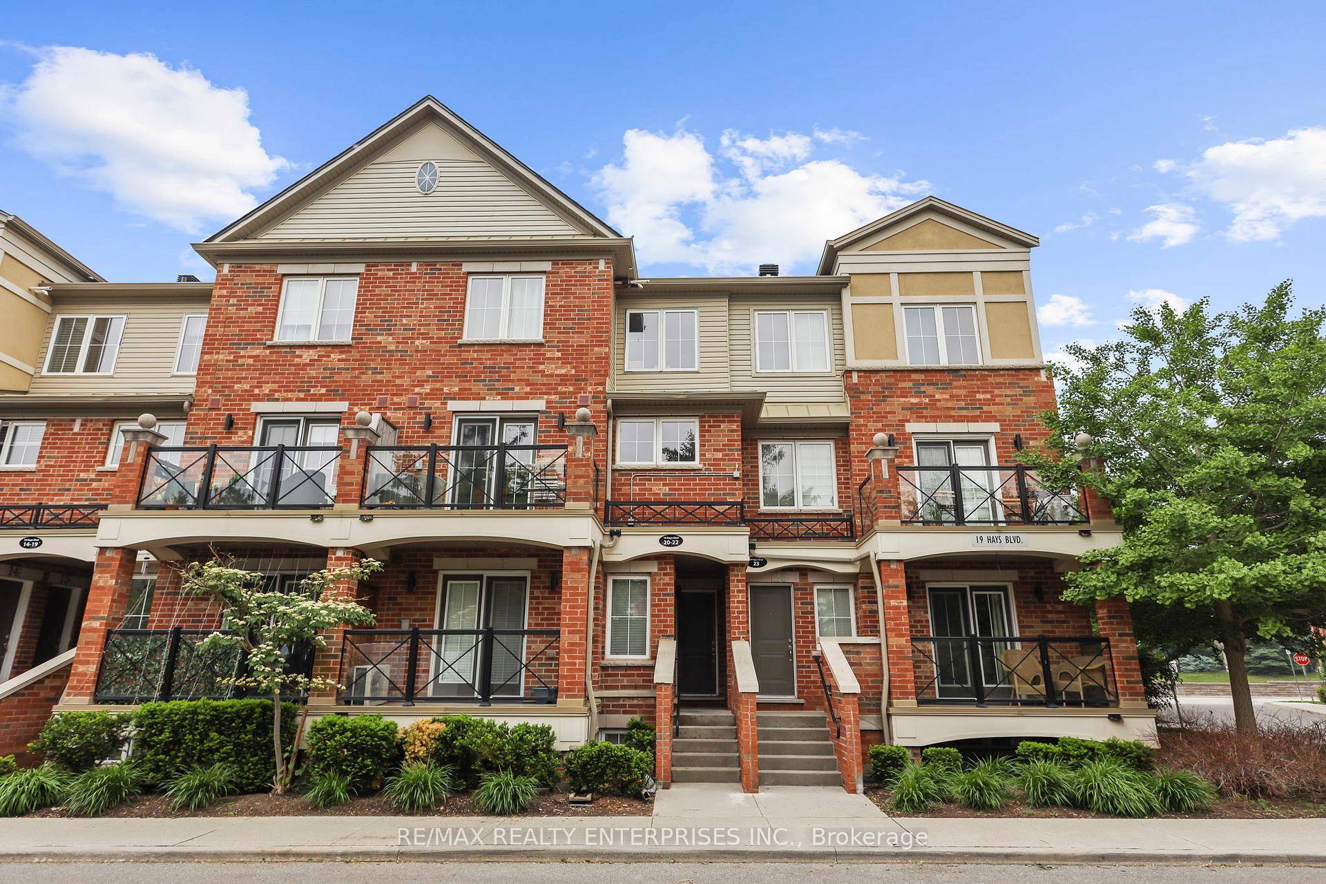 Stacked Townhome With Open Terrace In River Oaks.