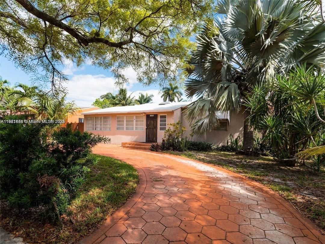 Great property under renovation buyers have option to pick the new kitchen, new windows all done with permit.