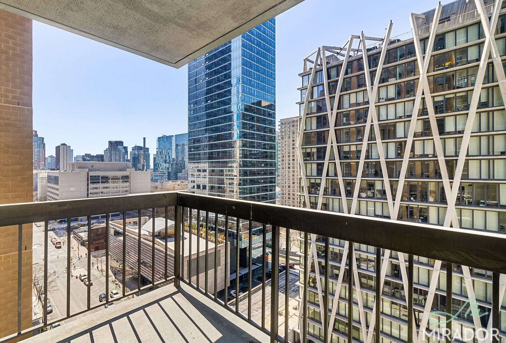 This lofty studio features a private terrace, W D, newly renovated kitchen and bathroom, breakfast bar, and enough living space to fit any sized bed and living room furniture.