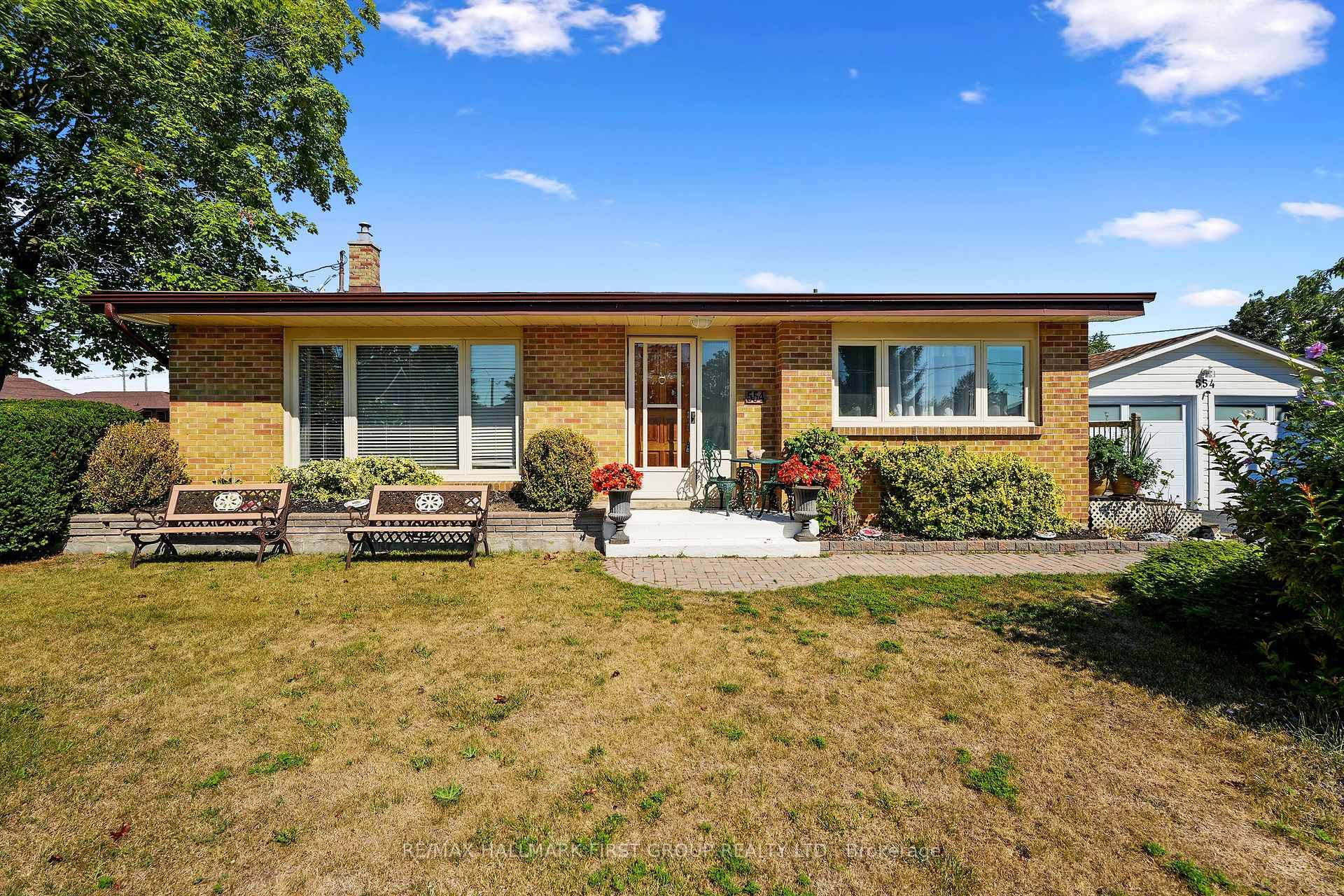 OPEN HOUSE SUN FROM 12PM 2 PM !
