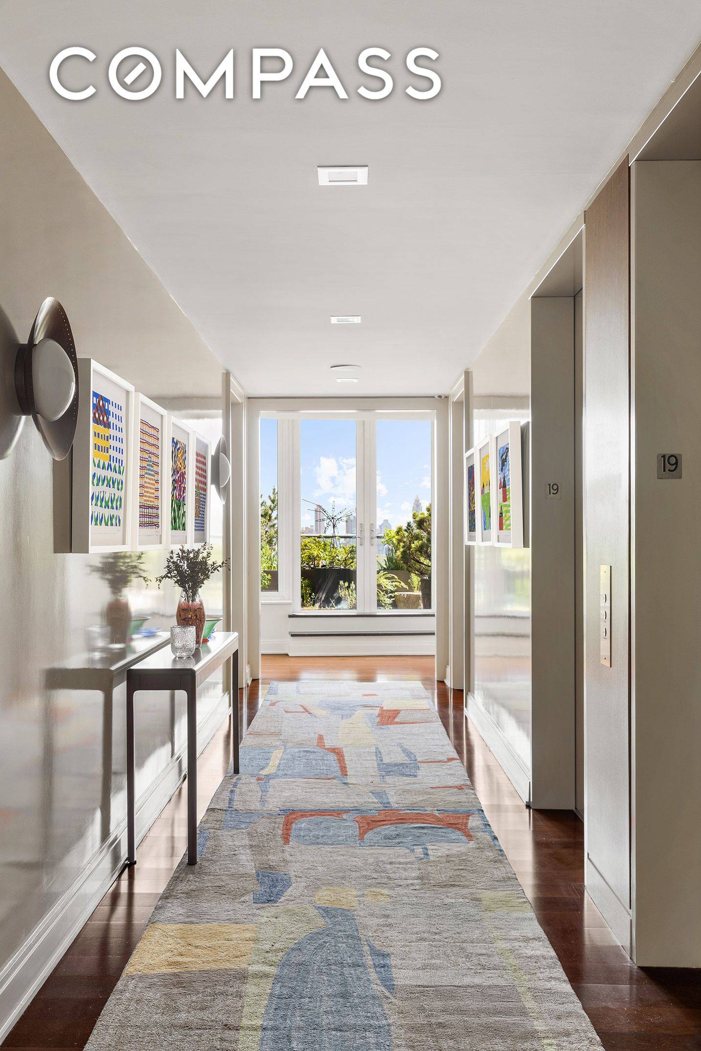 Positioned above the Upper West Side, Penthouse 19 is a sunlit, full floor retreat with four open exposures and large private terraces 532 square feet.