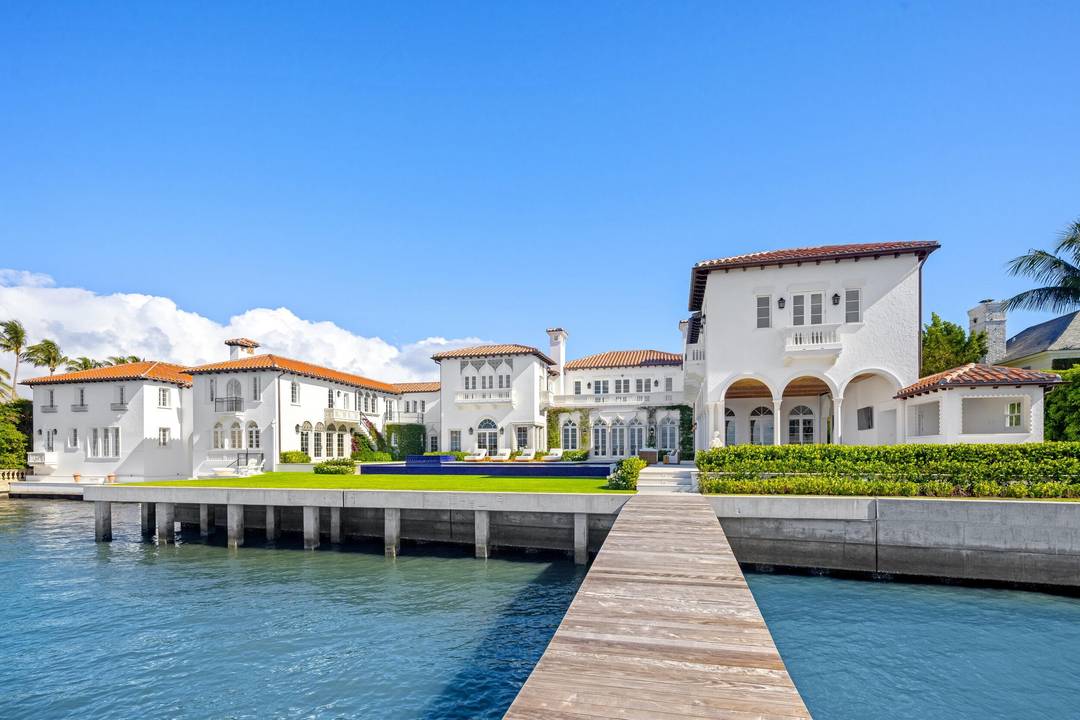 Introducing ''Casa del Ensuenos'', one of the most iconic renovations in Palm Beach history.