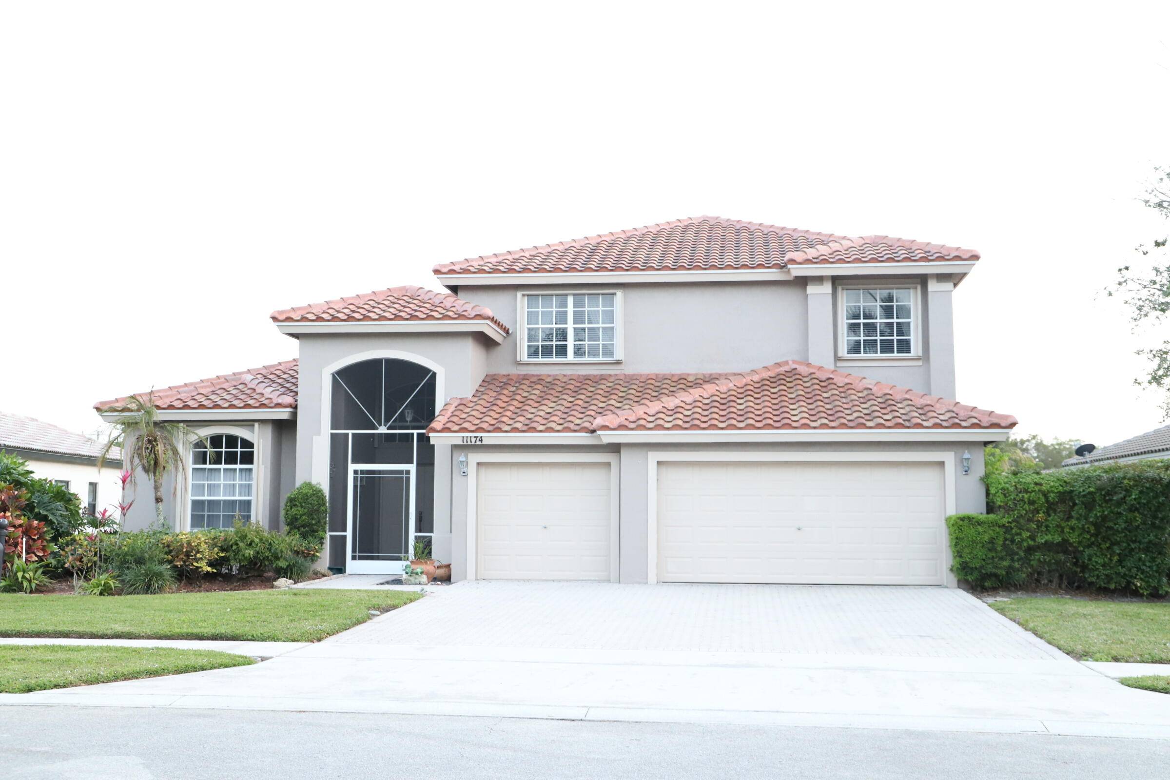 Seasonal or Annual rental at HERE !