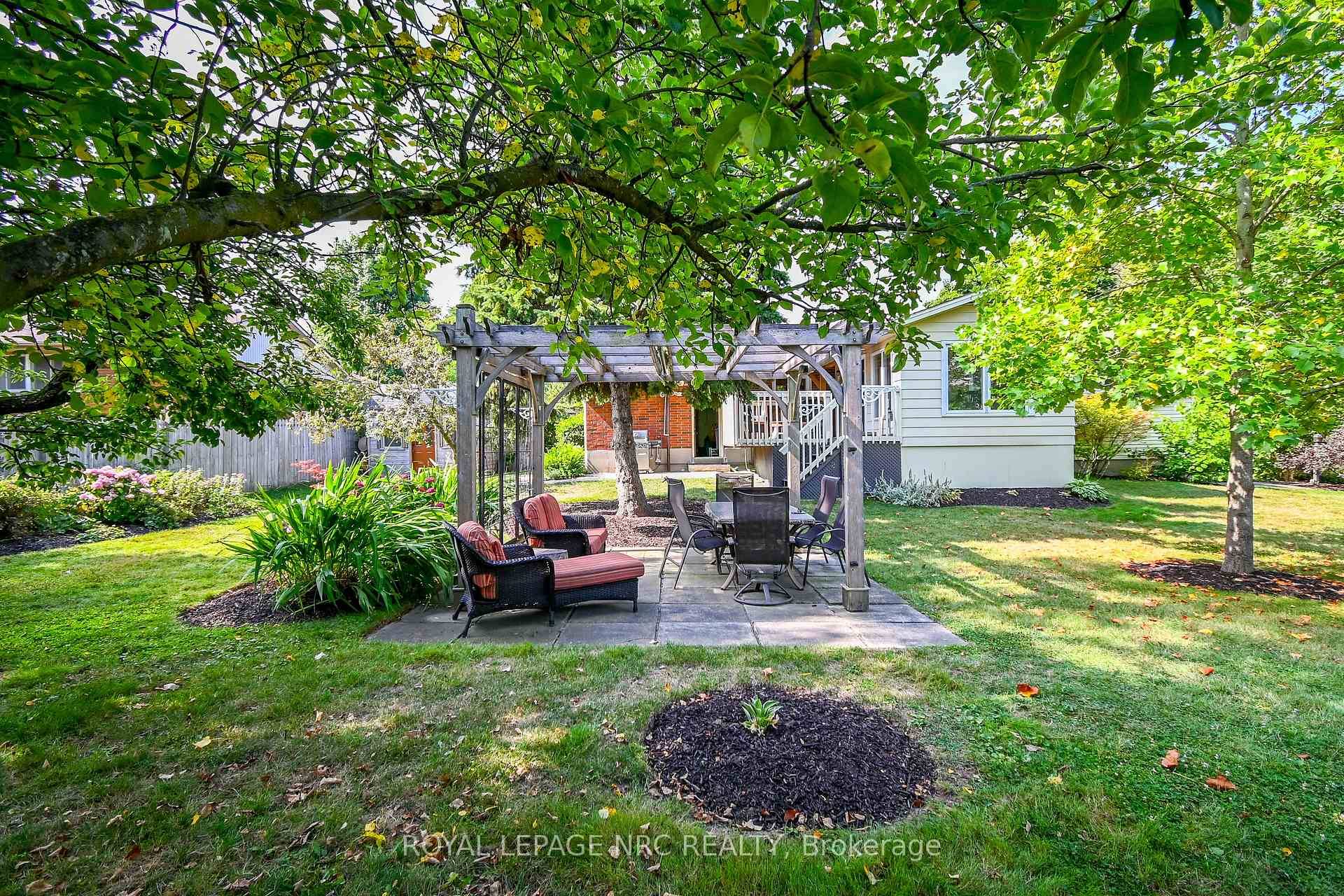 If you've been waiting for a piece of land in Old Town Niagara on the Lake with exceptional investment and lifestyle potential, this is it.