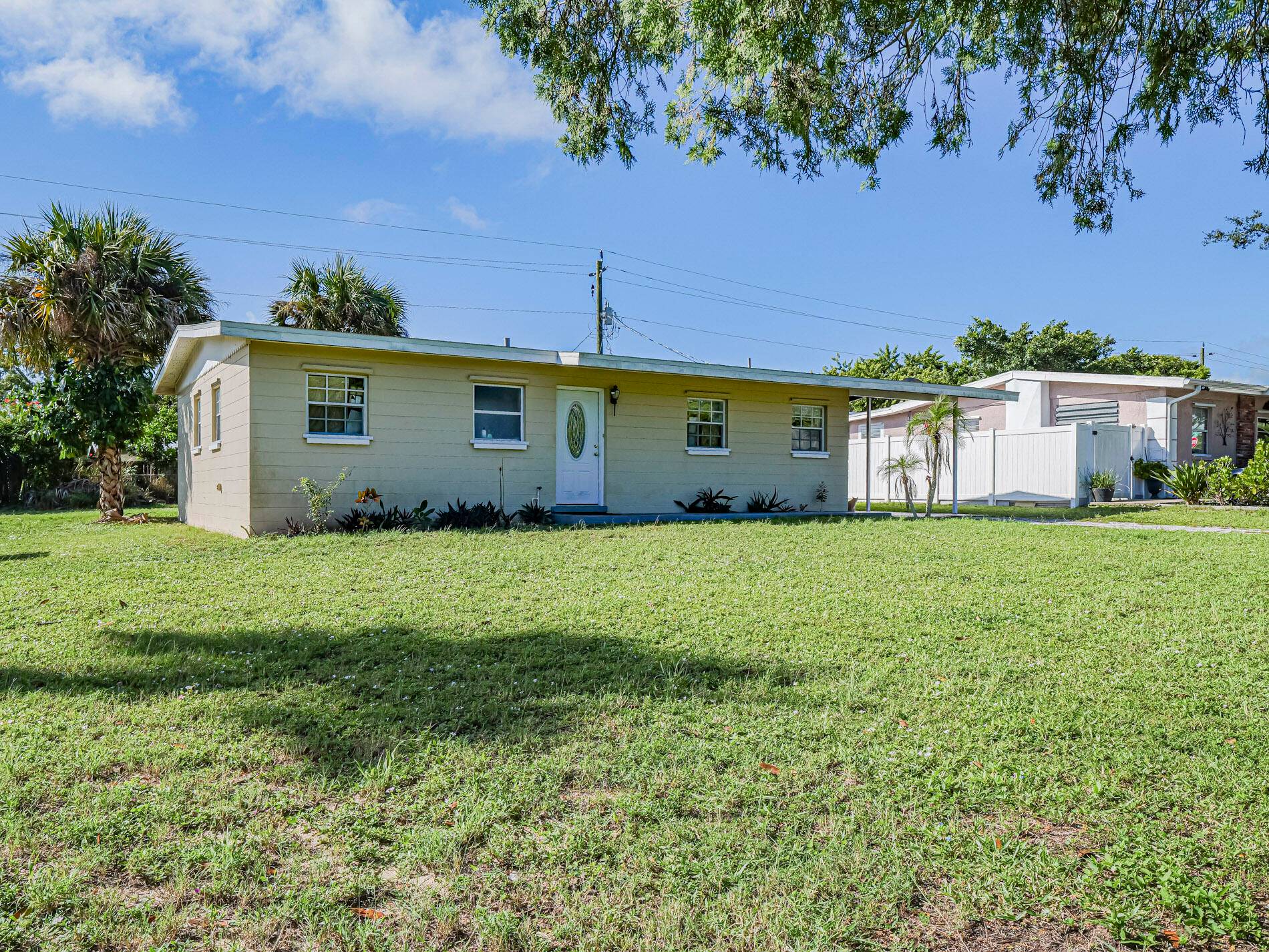 Great Starter Home Priced to sell !