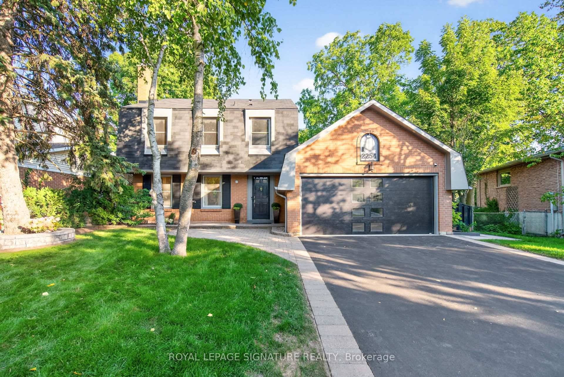 Your dream family home awaits !