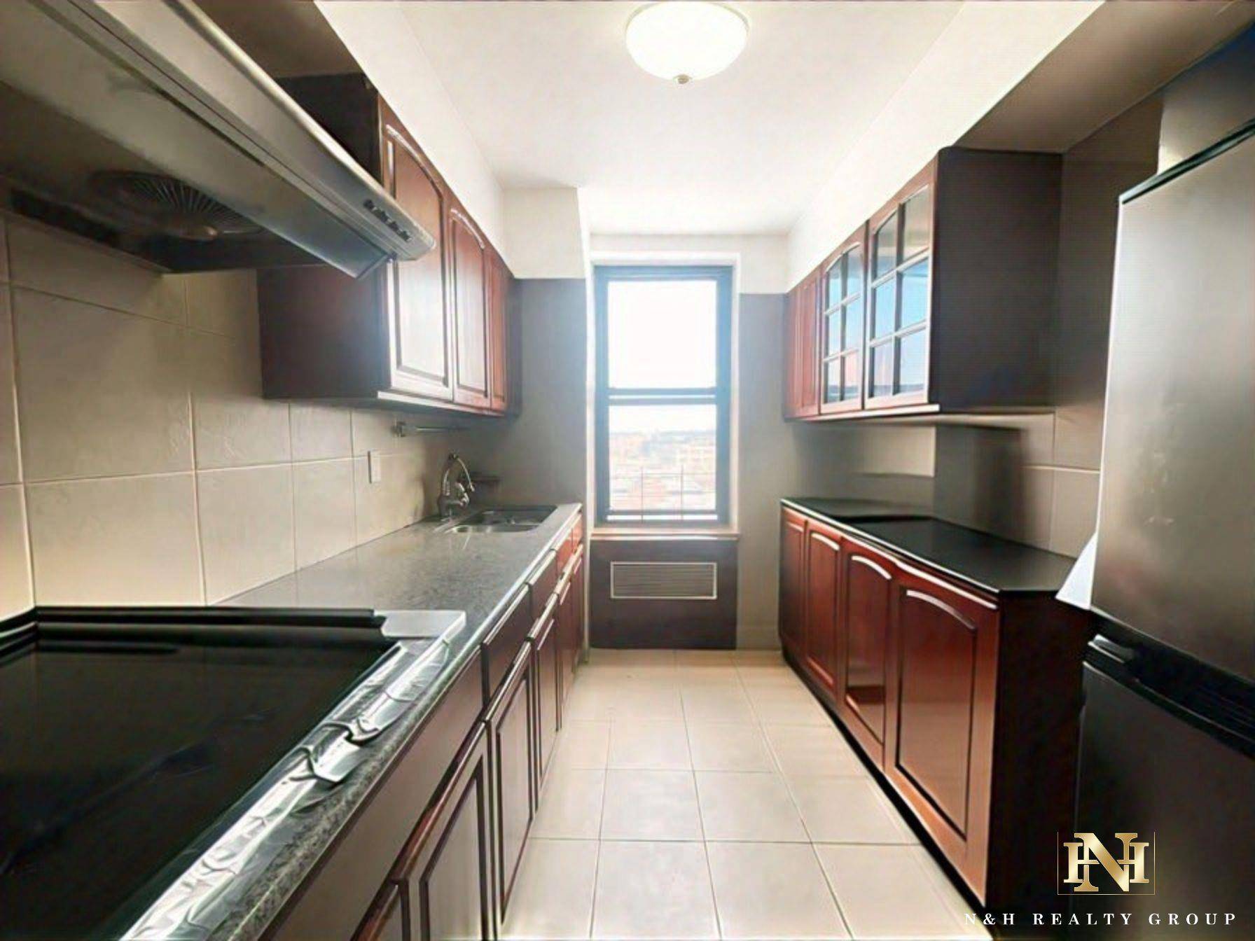 Welcome to this centrally located corner unit in the center of Elmhurst.