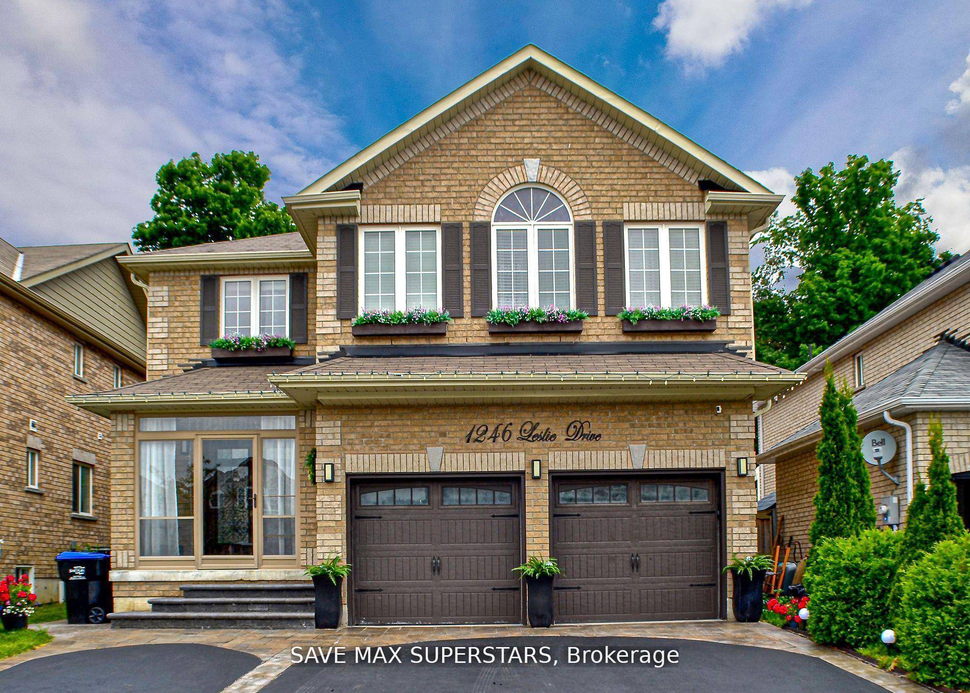 1246 Leslie Dr, Innisfil a Home You'll Fall in Love With In a world where every square foot matters, this home offers something more space to live, peace for your ...