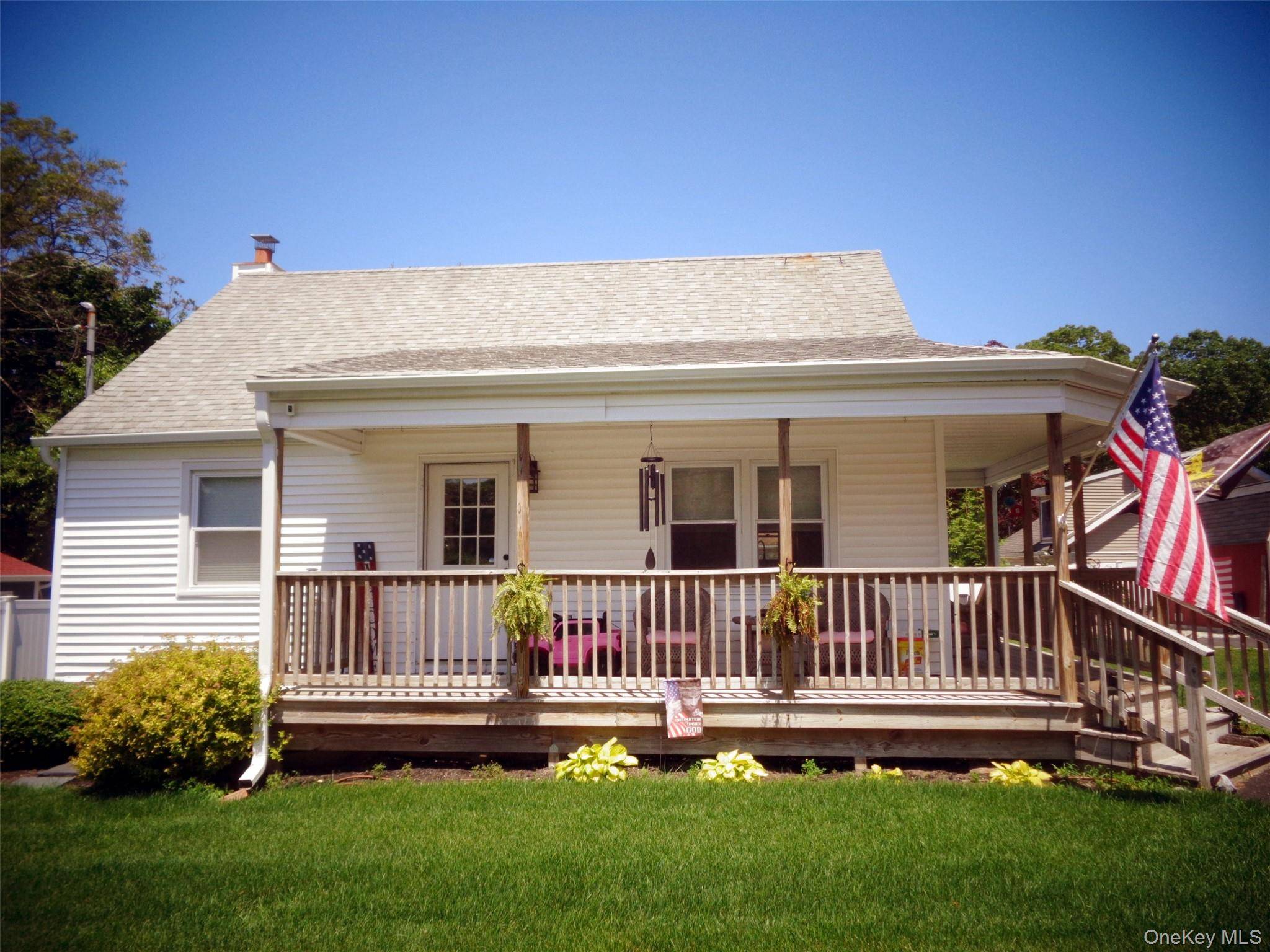 Welcome to your meticulously remodeled Cape Cod gem !