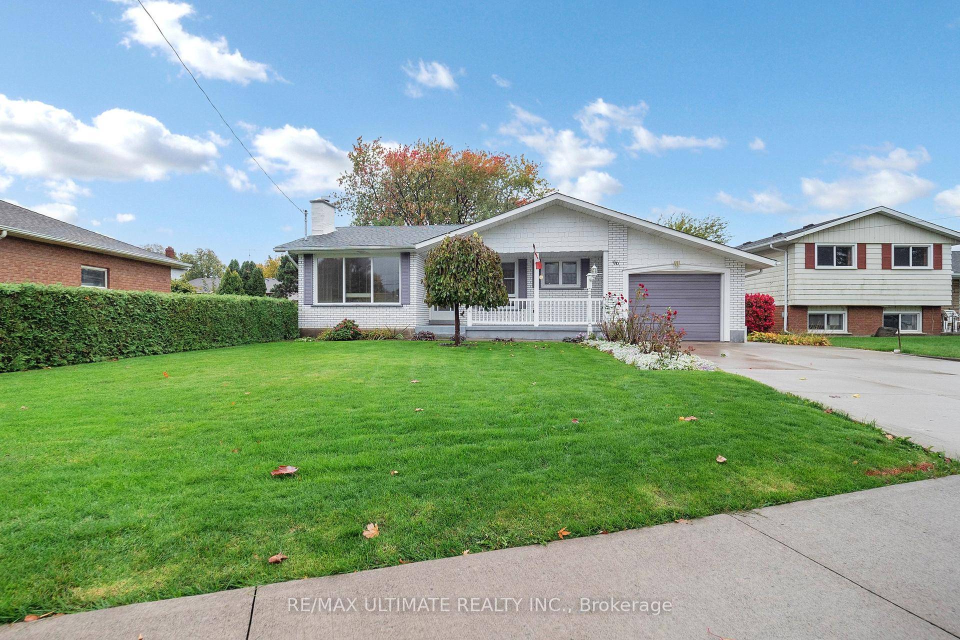 Warm amp ; Welcoming North End Bungalow Near Lake Ontario.