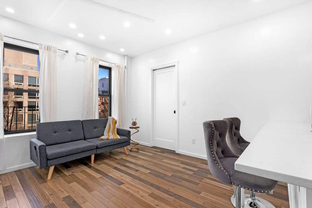 MOTIVATED SELLER ! ! ! ! Gut Renovated Three Bedroom Value at the Crossroads of the Lower East Side and East Village Perfectly positioned on East Houston Street by Essex ...