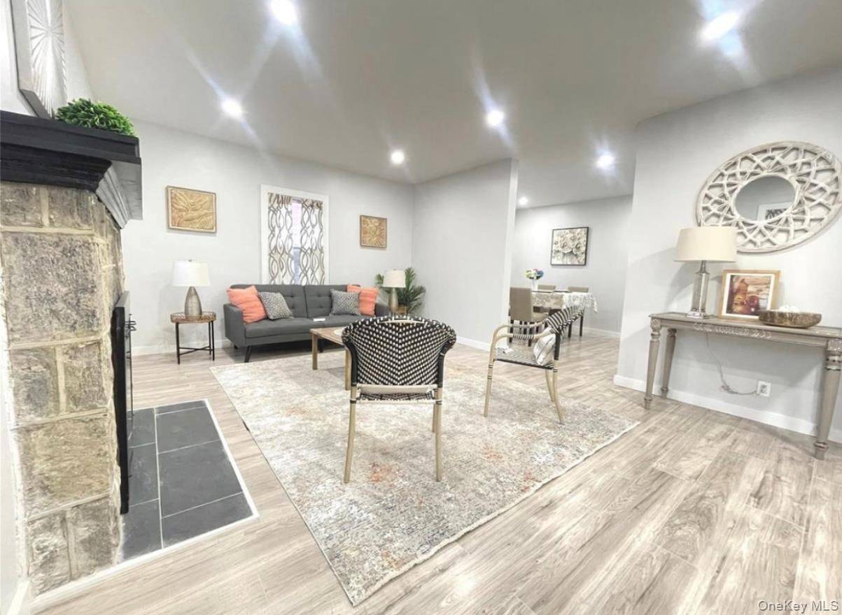 Welcome to 5 Juliette Rd a Spacious 4 5 Bedroom Cape in a desirable Neighborhood.