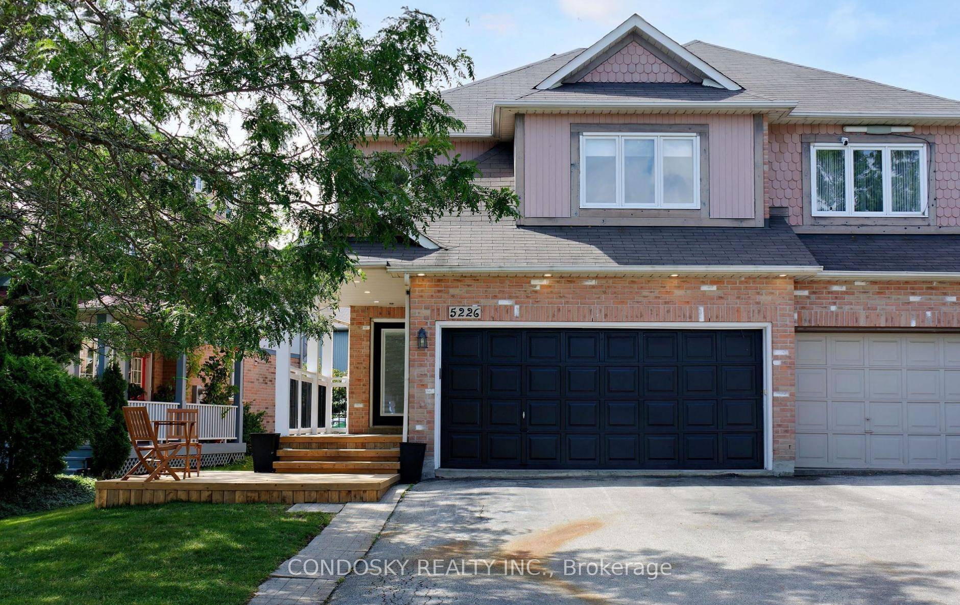 Newly renovated, bright and open, 2 Bedroom basement apartment with separate entrance in Central Erin Mills, Mississauga !