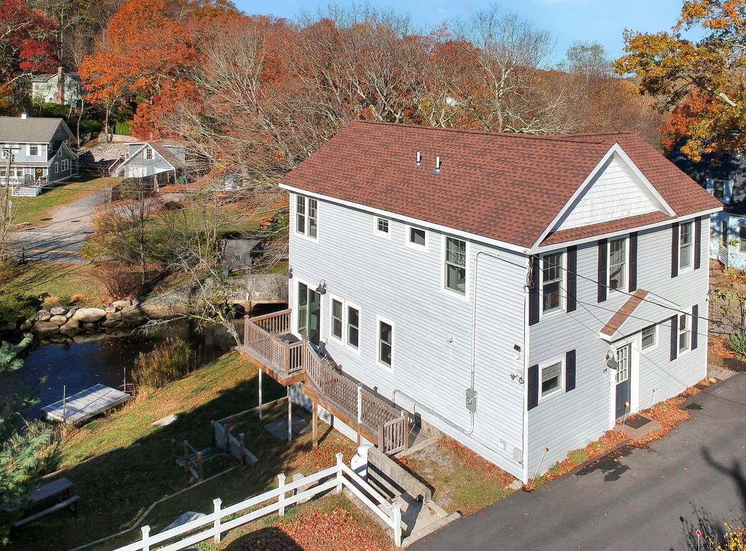 Take a Self Guided 3D Tour or Enjoy a Video Walkthrough 24 7 !