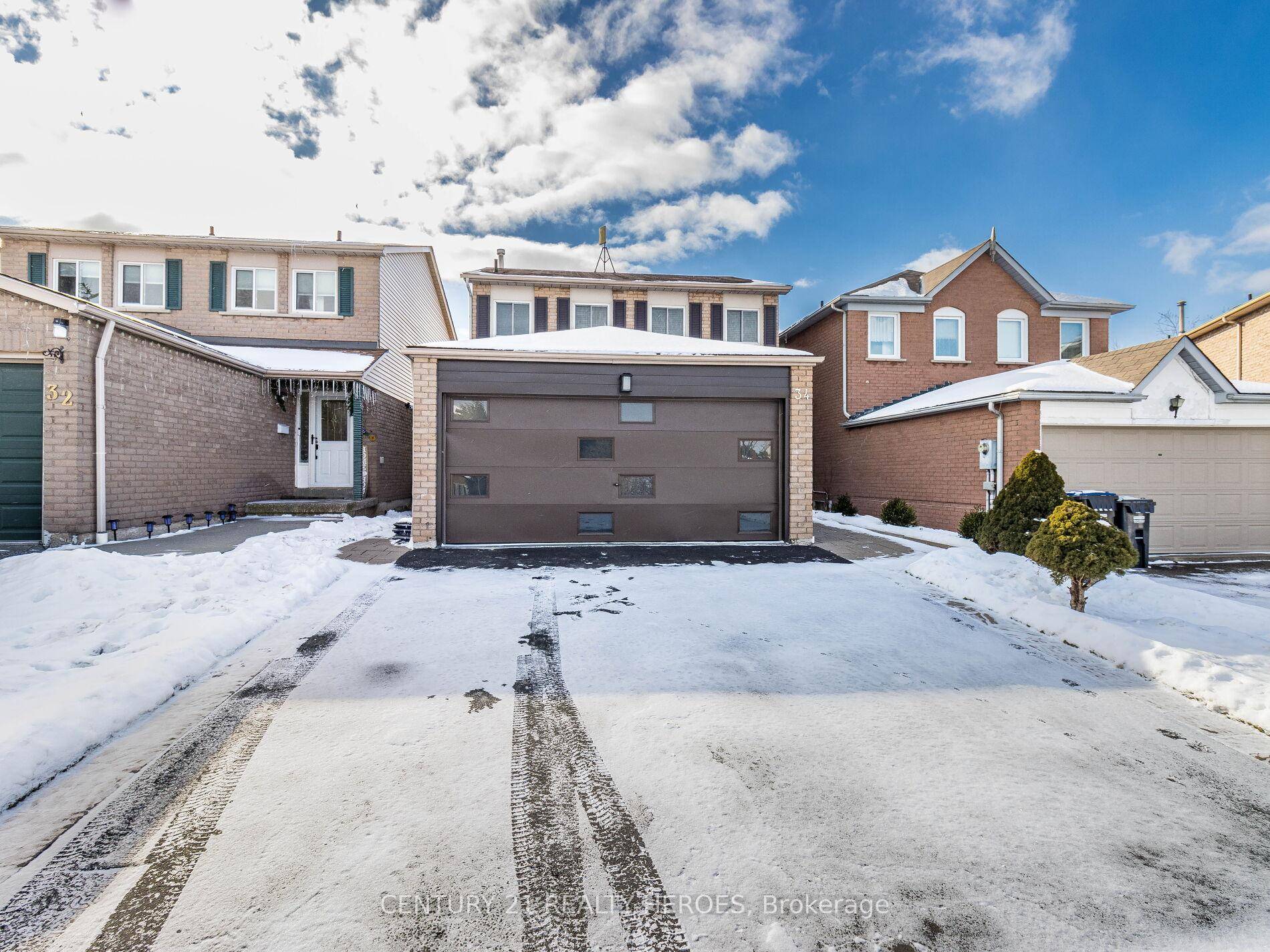 Backing On To Park Beautiful 3 Br Detached Home.