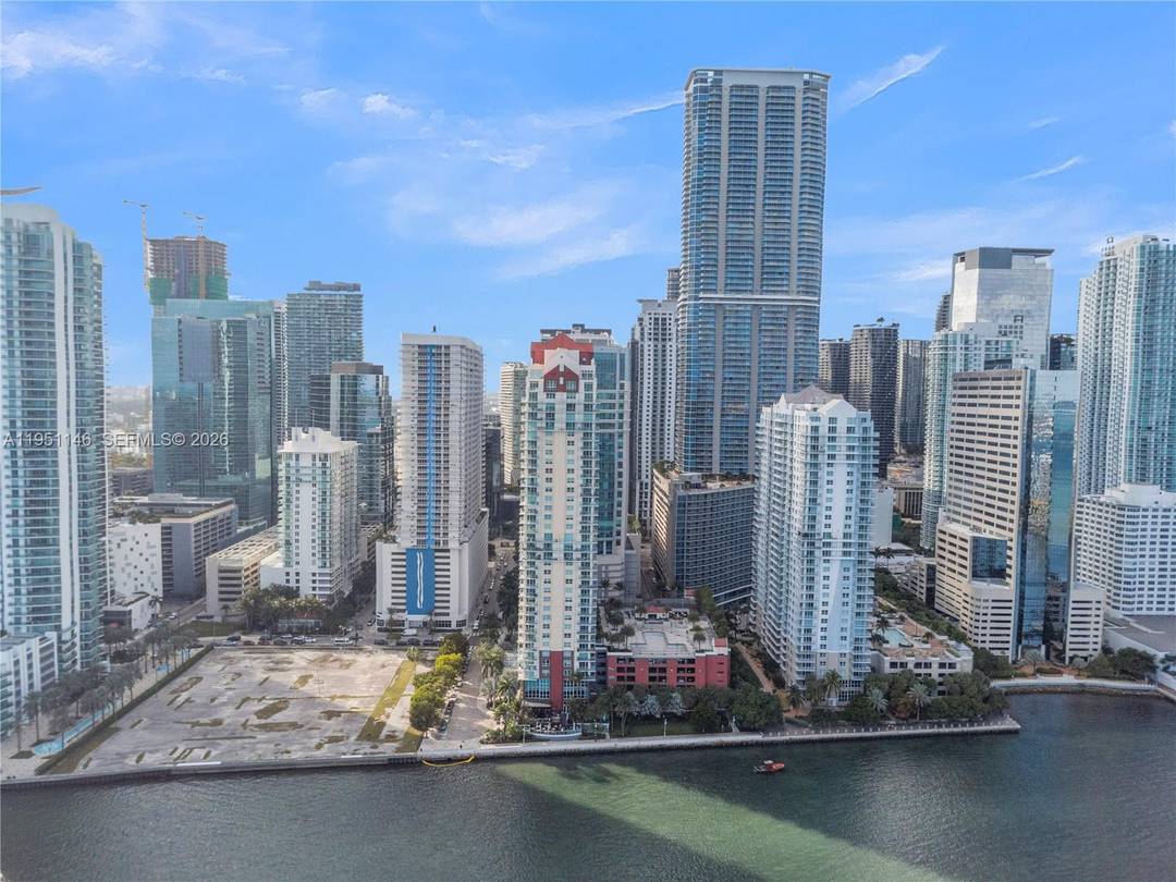 MOTIVATED SELLER Prime Brickell Investment Opportunity !