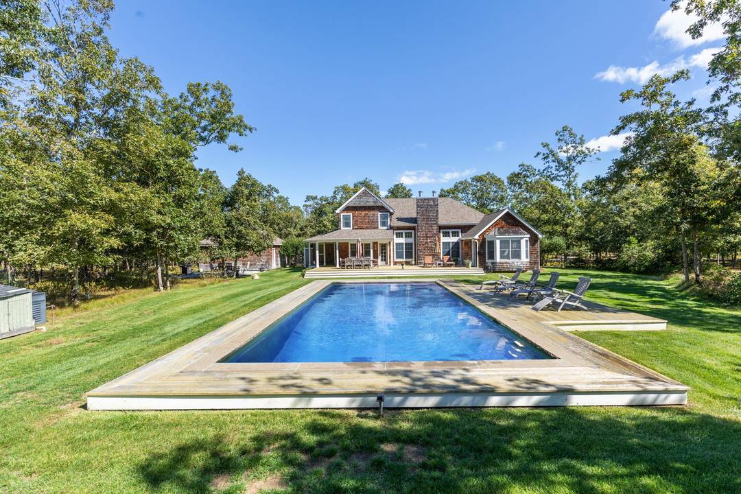 Amazing Four Bedroom Traditional