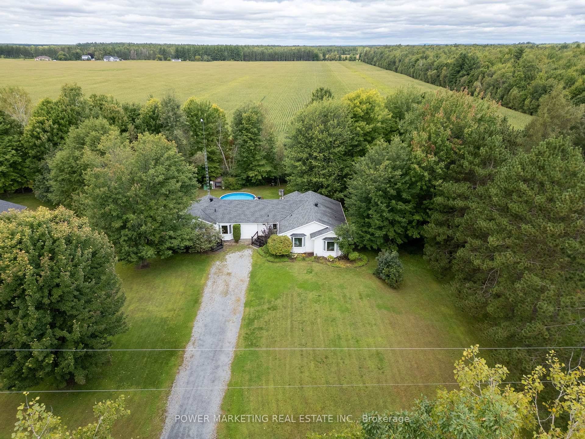 In law Welcome ! This Beautiful 4 bedroom, 3 bathroom bungalow is situated in Casselman, ON on more than an half acres land.