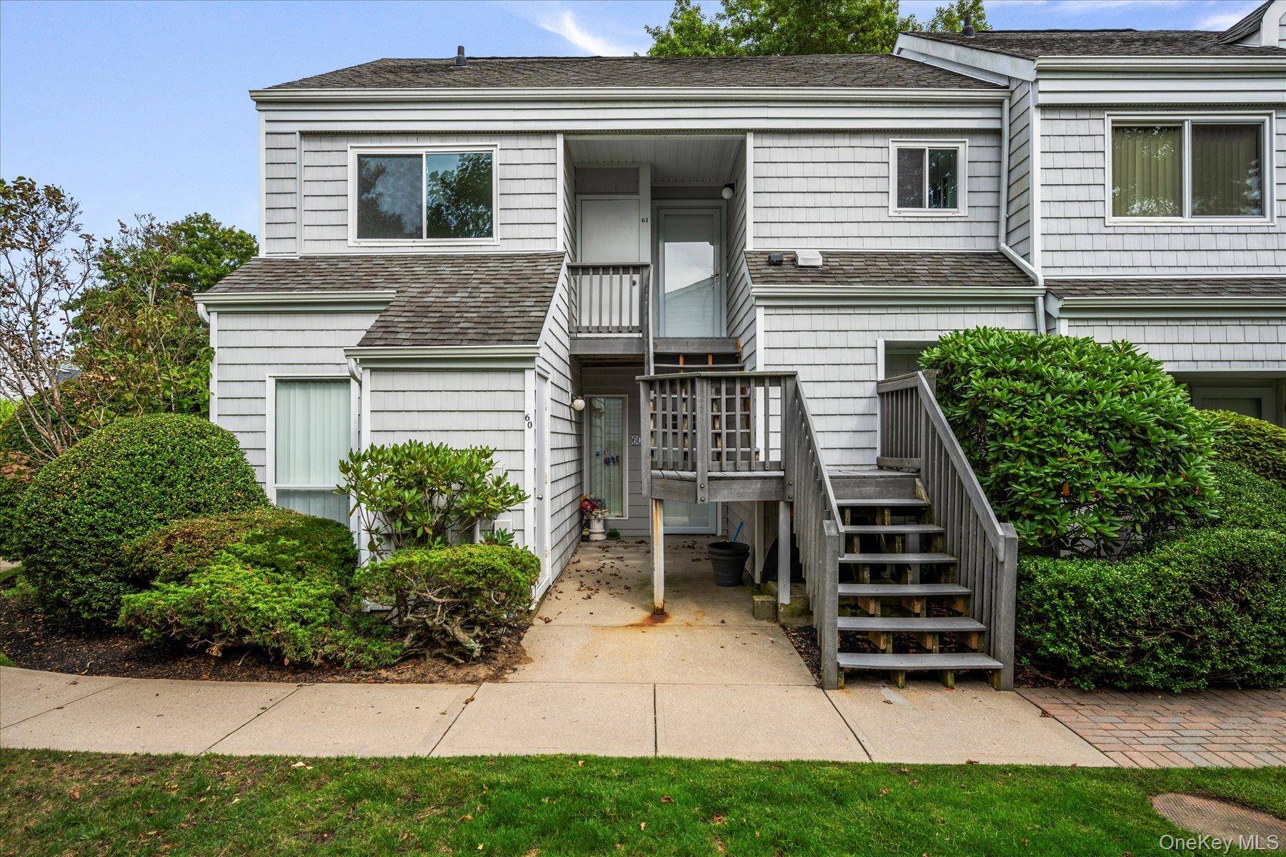 Located in the desirable Hampton Villas community, this updated condo offers comfort and convenience.