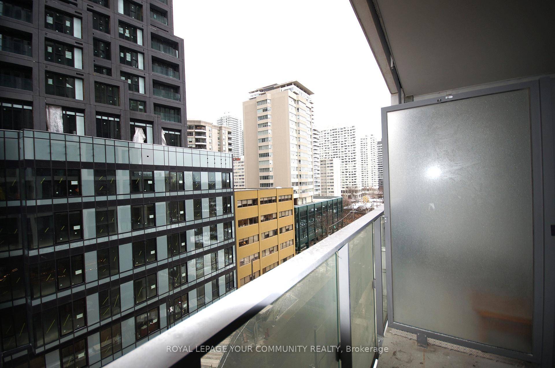 Fabulous Art Shoppe Condos Wow location with Eglington TTC Subway just a few minutes walk away.