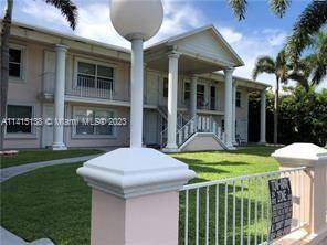 Perfect location East of US1 in Coral Ridge.