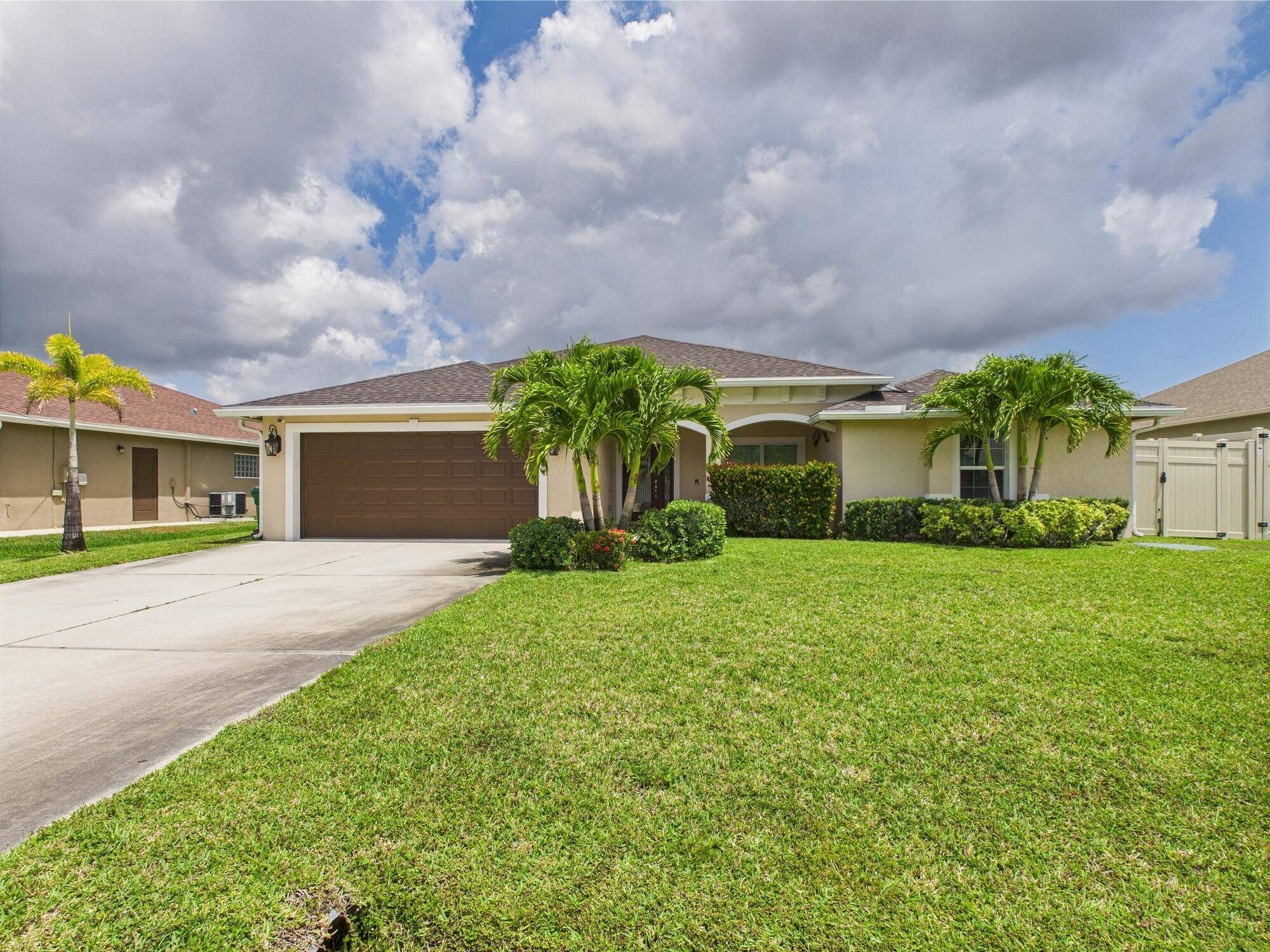 Step into the perfect blend of cozy design and modern convenience in this newer construction 4BD 2BA home.