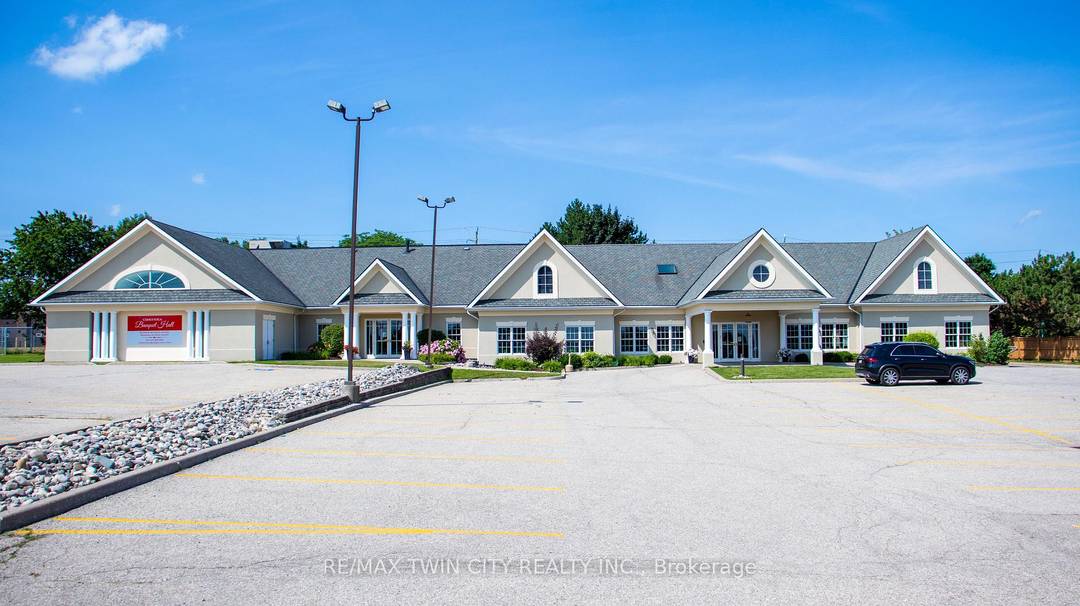 VTB possible. Beautiful Banquet Hall approx.