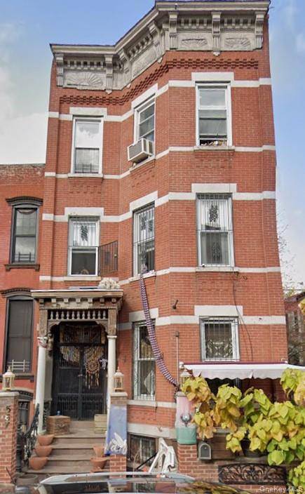 3 Family brownstone in prime Bed Stuy !