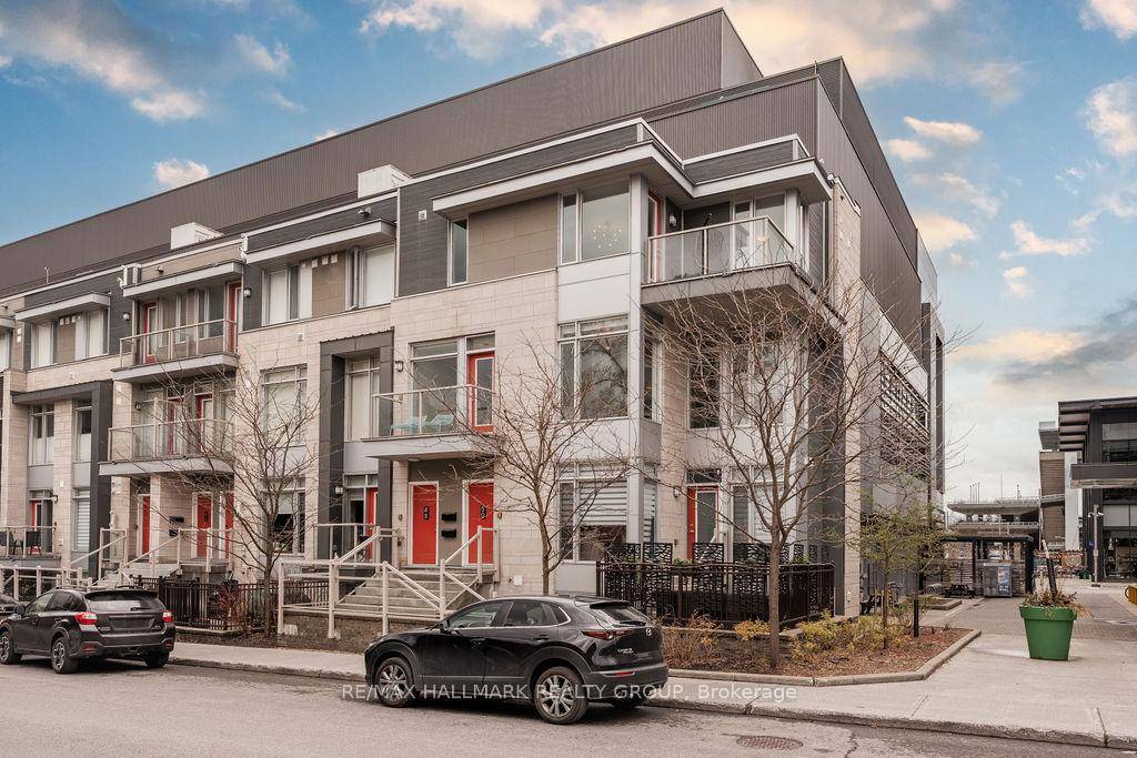Welcome to 48 Holmwood Ave !