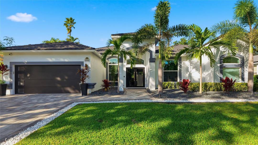 The finest home in Lexington Estates !