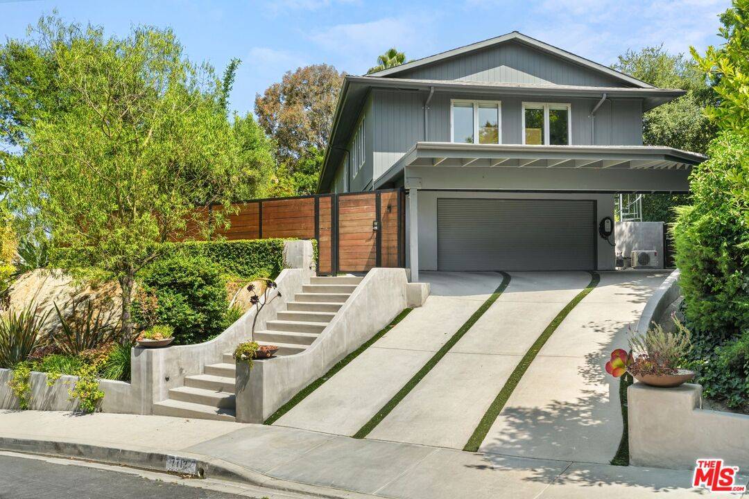 7712 Chandelle Pl 4BR Hollywood Hills East La
