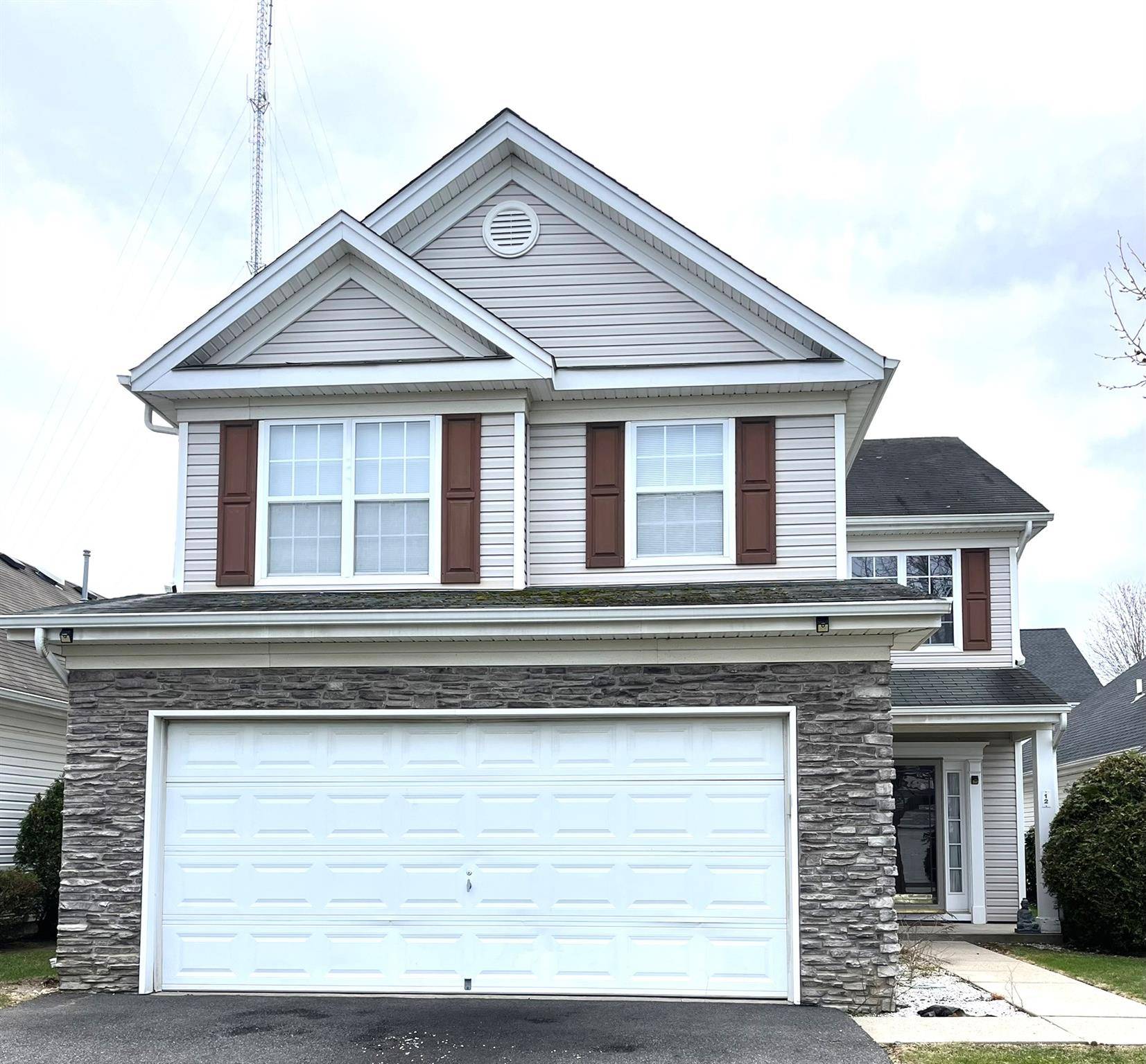 Limited Hampton Model with master en suite on 1st floor.