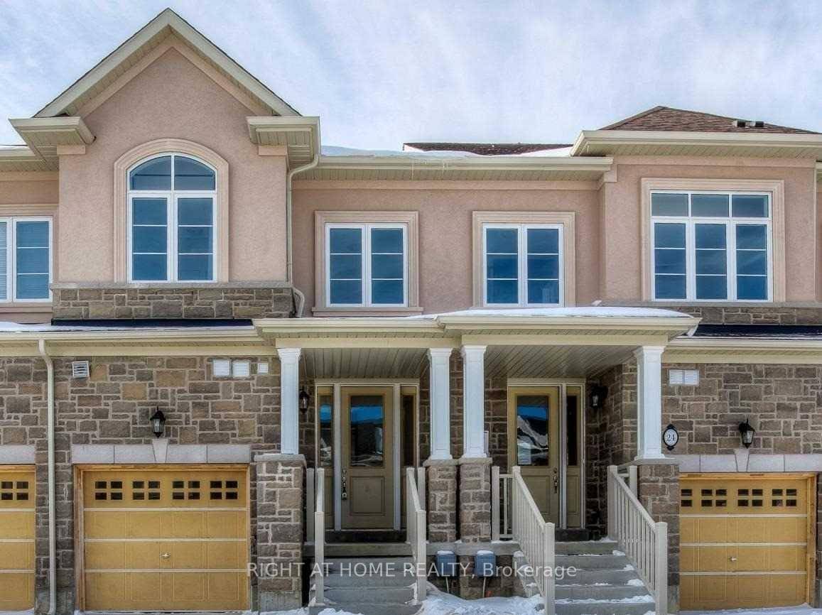 Over 2, 000 Sqft Townhome Featuring 4 Bedrooms amp ; 4 Bathrooms.
