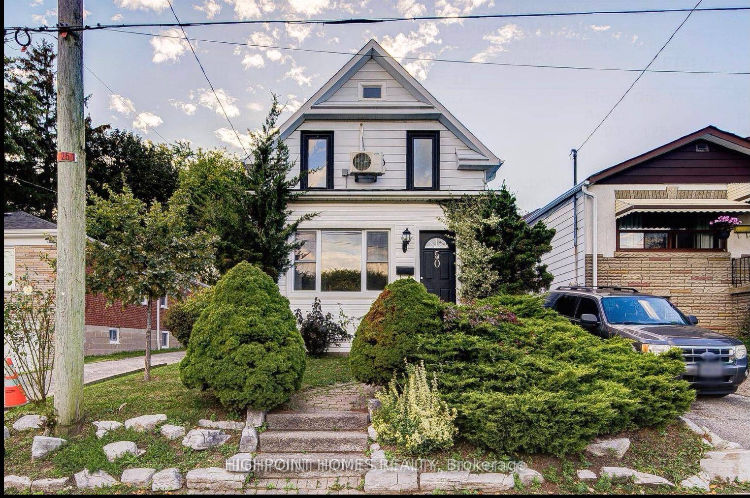 Gorgeous And Cozy Detached Home On Big Beautiful Landscape Lot.