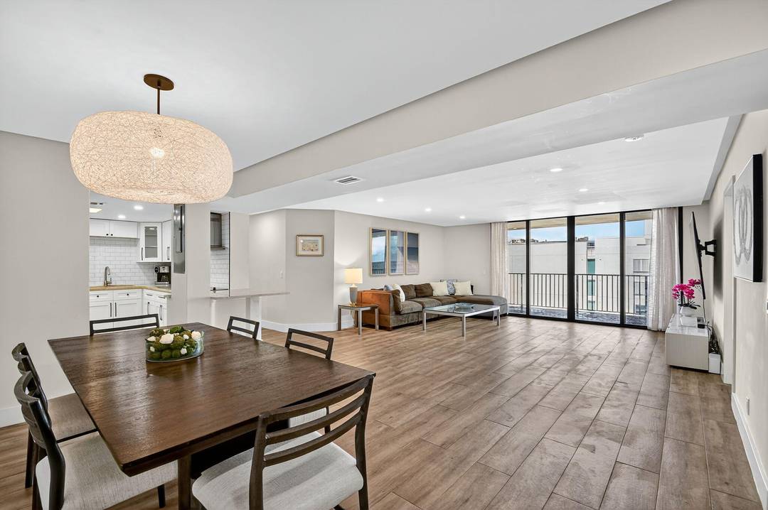 Oceanfront Penthouse Living in South Palm Beach Seasonal or Annual Lease.