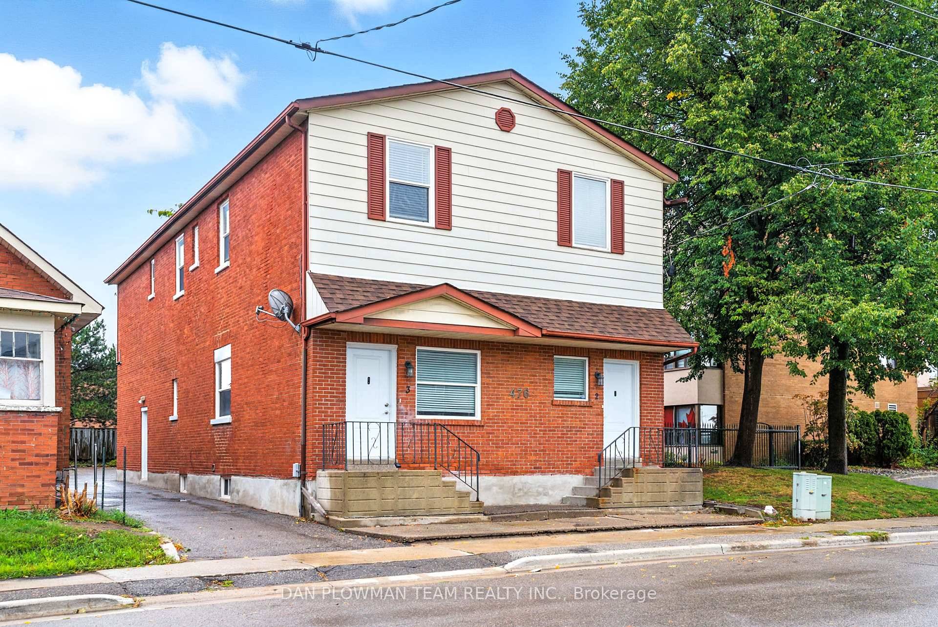 An Incredible Investment Opportunity Awaits With This Fully Vacant, Upgraded Fourplex !