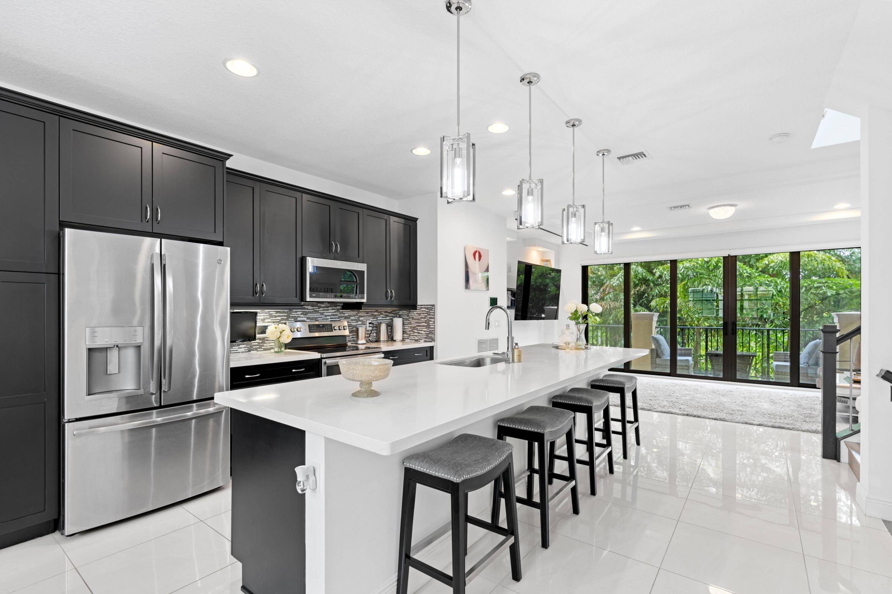 Experience the pinnacle of intracoastal living !