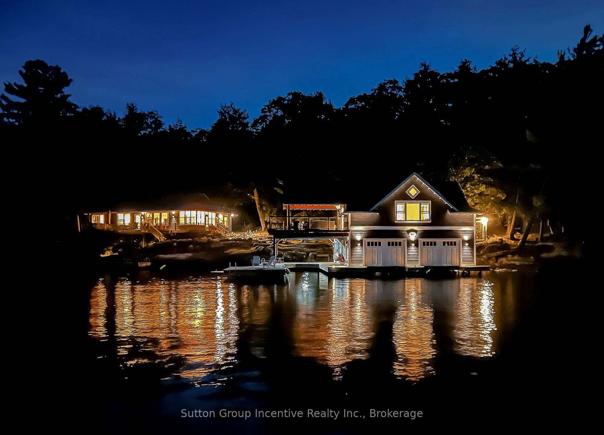Licenced Short Term Rental on Lake Rosseau in Muskoka, a 5 minute boat ride from the marina to your private Island property.