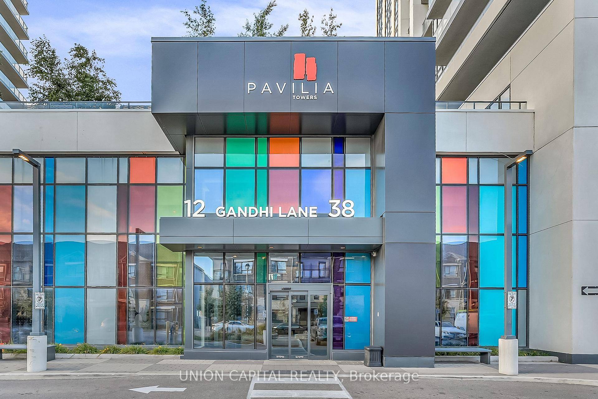 Welcome To Pavilia Towers By Times Group, A Brand New Condominium Building With A Prime Location Along Highway 7 In Thornhill Between Leslie And Bayview.