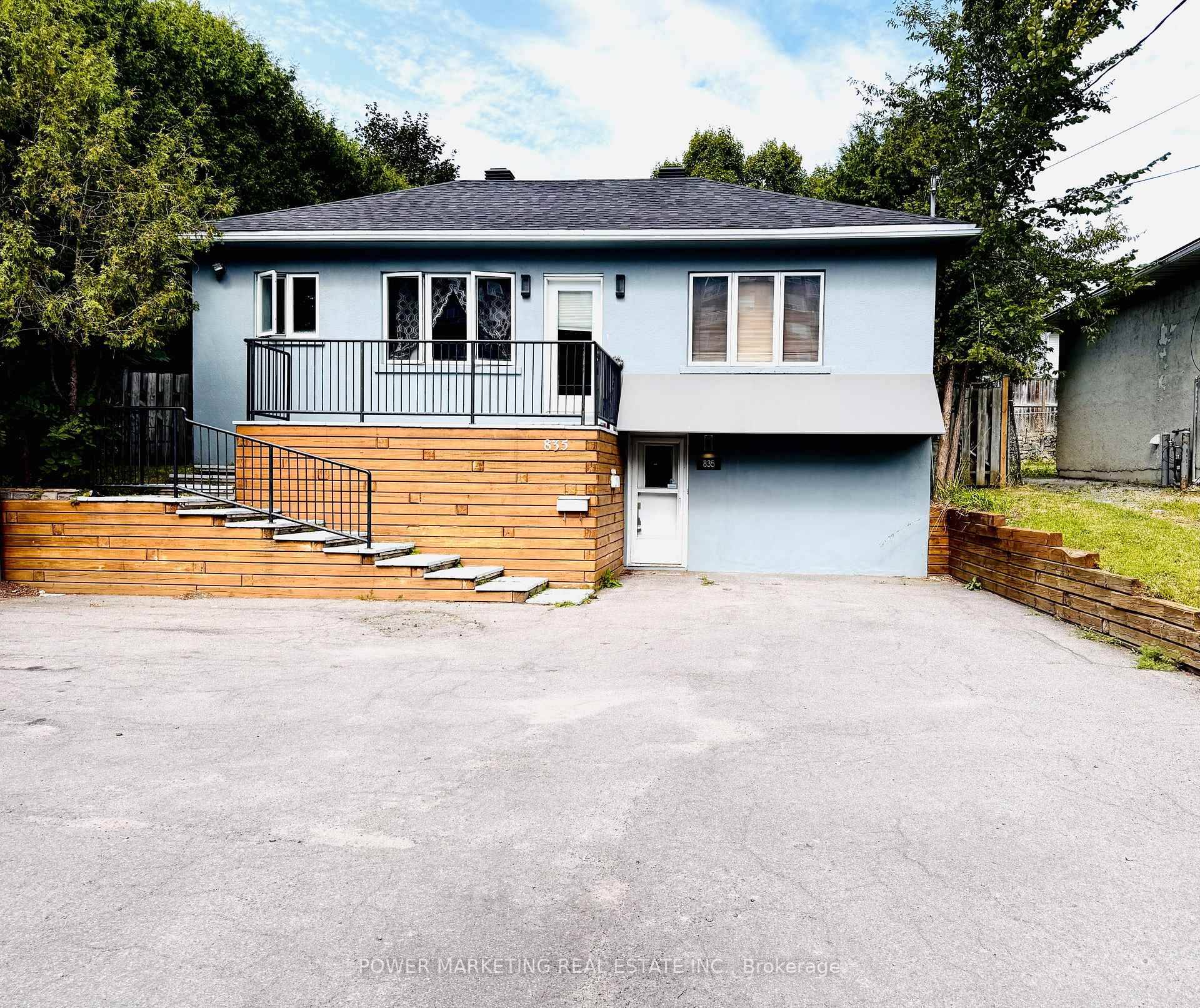 Beautifully updated 2 bedroom apartment with separate entrance and private patio.